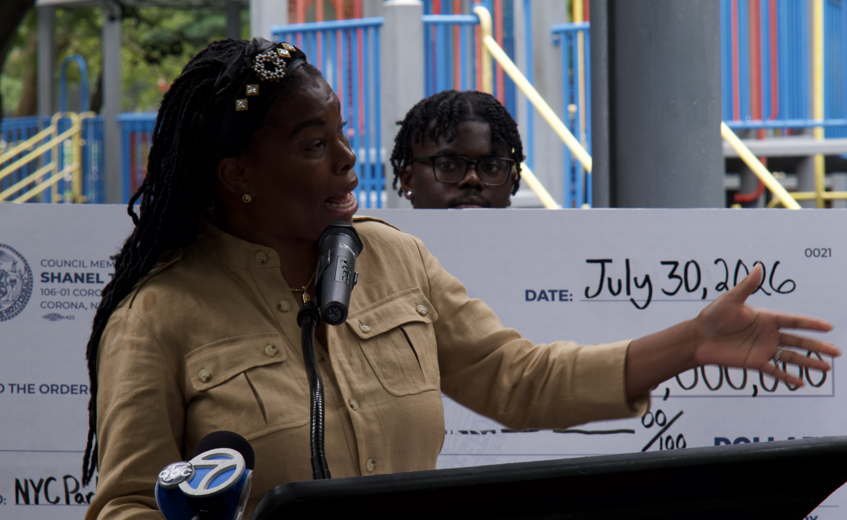 Queens councilmember breaks with progressives on ICE abolition letter — Queens Daily Eagle