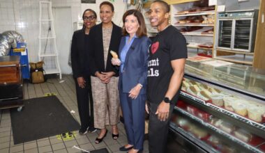 Hochul visits Caribbean community in Brooklyn, backs TPS for Haitians