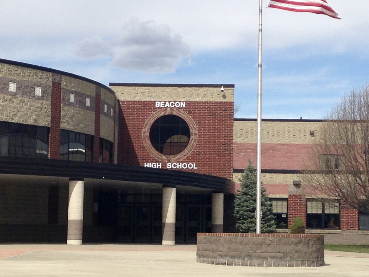 Beacon High School Pool Reopens – The Current