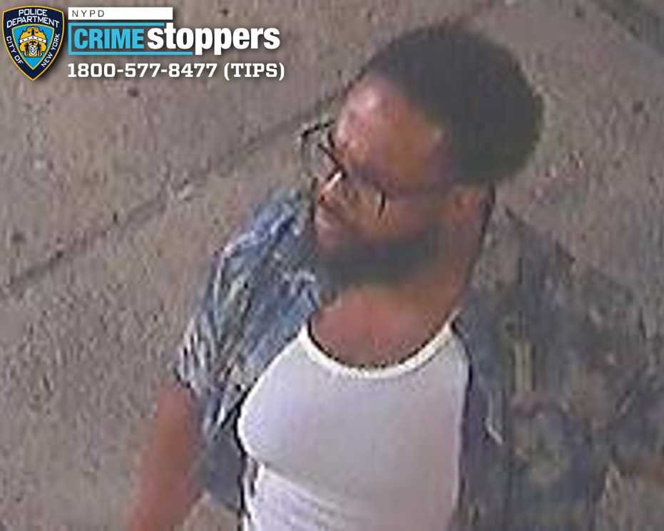 Husband and wife attacked with blunt object, stabbed in the Bronx: cops
