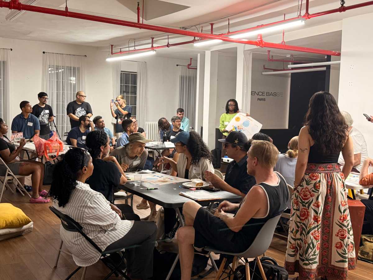 Environmental activists eye former New York Post printing plant in the South Bronx for solar rooftop – Bronx Times