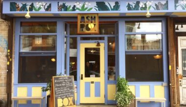 Beloved Greenpoint Staple Ashbox Cafe Closes its Doors