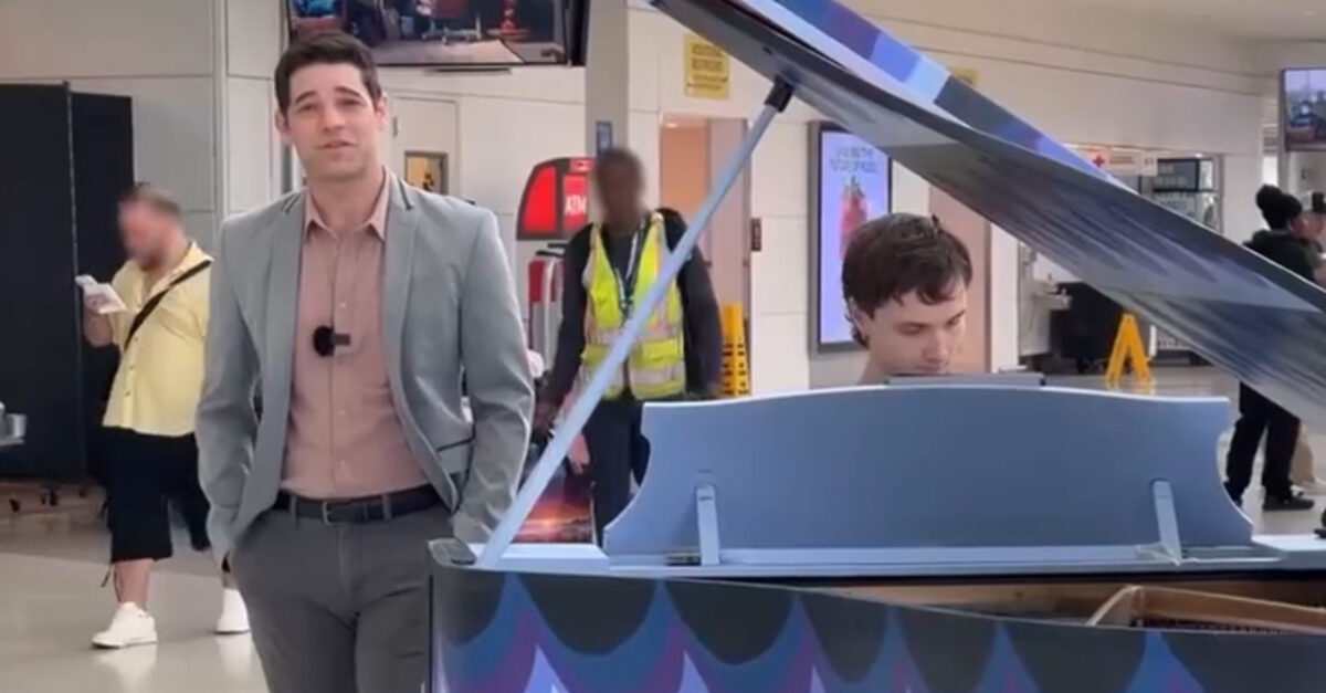 Watch: Jeremy Jordan Brings His Bobby Darin From Just in Time on Broadway to Newark Airport