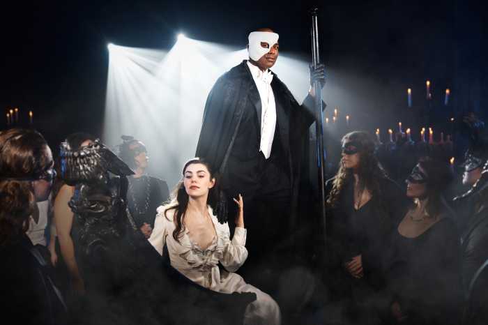 actors performing on stage