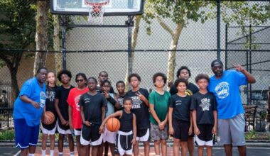 26 years later, Brooklyn coaches keep Conrad McRae’s legacy alive through free basketball summer camp • Brooklyn Paper