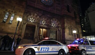 NYC man charged with hate crime in synagogue attack