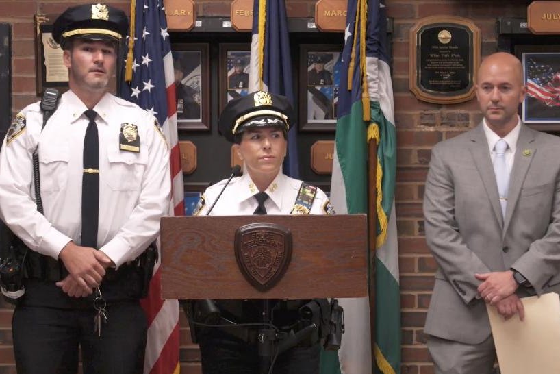 NYPD officers fatally shoot butcher knife-wielding man in Manhattan