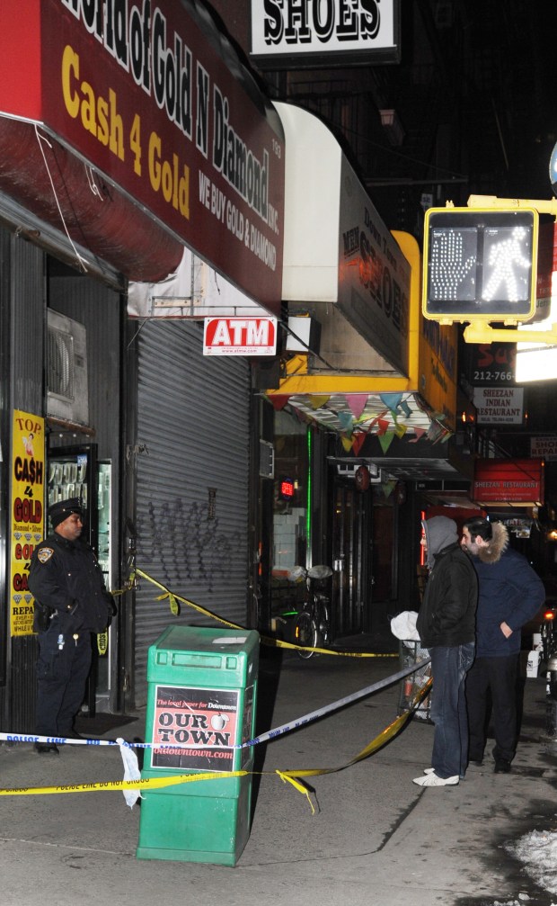 The World of Gold N Diamond at Church and Duane Sts. in Manhattan, where Omid Gholian was found dead, is pictured on Feb. 15, 2017. (Sam Costanza for New York Daily News)