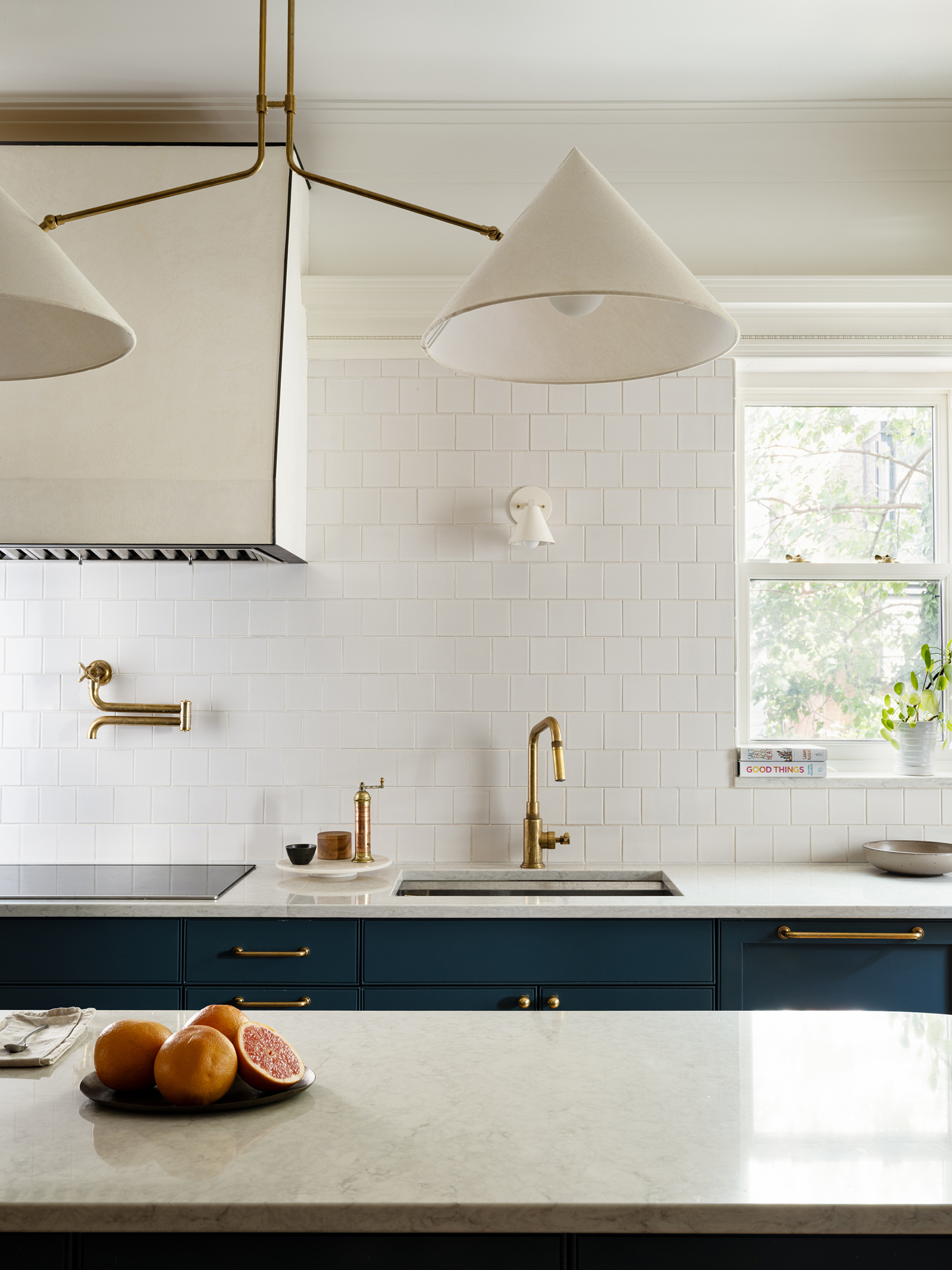 KITCHEN COUNTER DETAIL