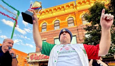 A sweet tradition: Bensonhurst’s Santa Rosalia Feast holds 4th annual cannoli-eating contest • Brooklyn Paper