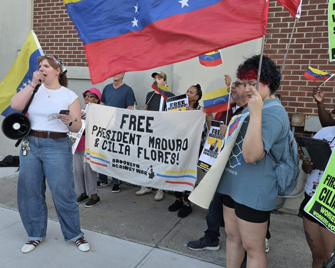 Brooklyn protesters monthly picket to free President Maduro and First Lady Flores — Fight Back! News