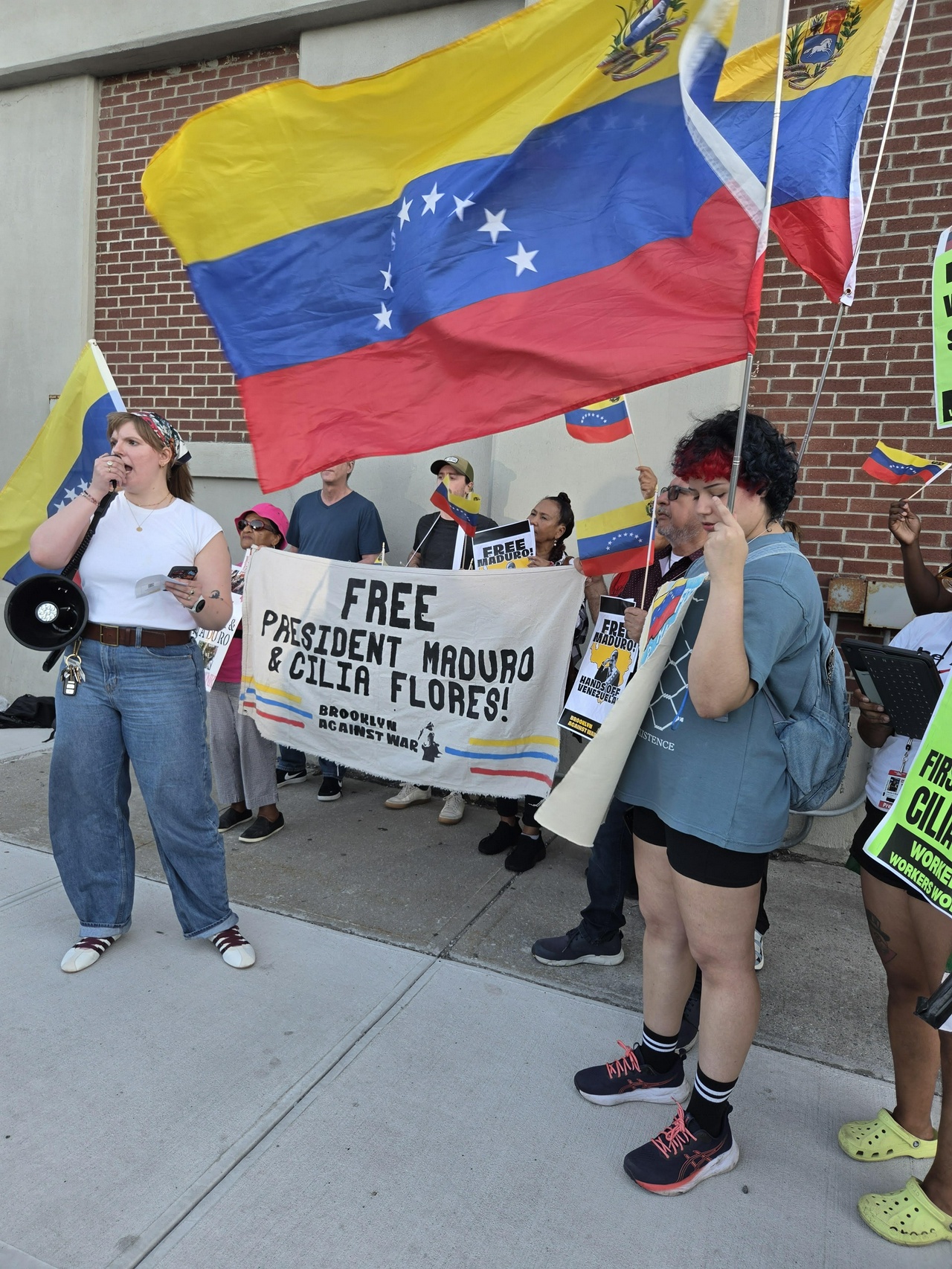 Anti-war protesters demand the release of Maduro and Flores. | Fight Back! News
