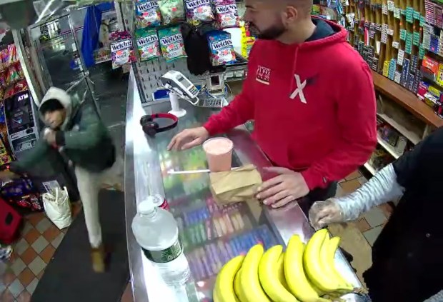 Video footage captured the argument inside a deli on Nagle Ave in Washington Heights on Dec 15, 2022.