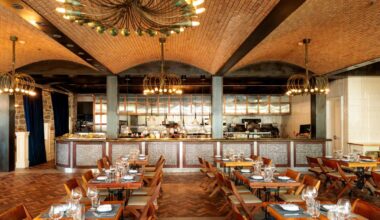 Just a 90-minute drive from NYC: After a massive 33,000-square-foot expansion, one of America’s oldest inns is wrapping up summer with an ‘endless’ $80 prosecco party