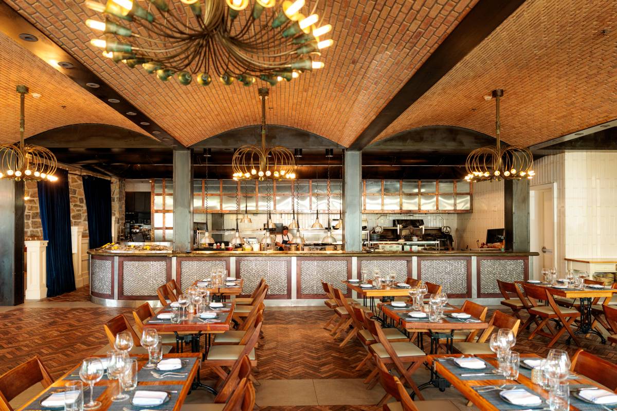 Just a 90-minute drive from NYC: After a massive 33,000-square-foot expansion, one of America’s oldest inns is wrapping up summer with an ‘endless’ $80 prosecco party