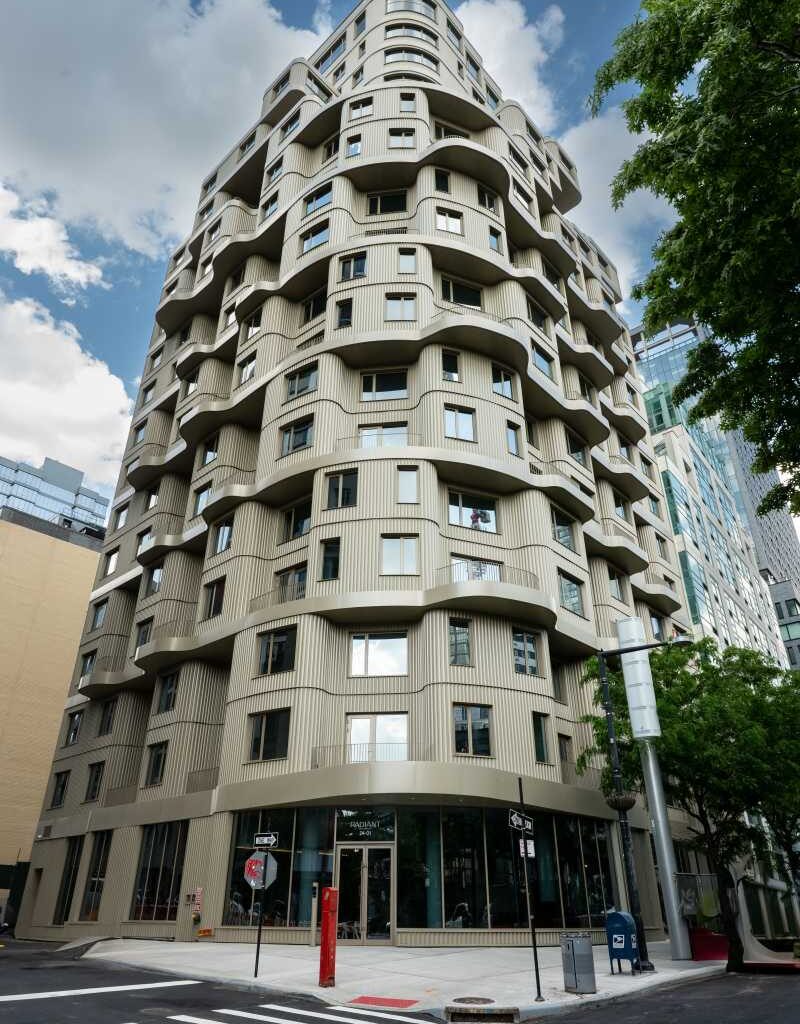 Construction completed on Radiant, 117-unit luxury condominium in LIC – QNS