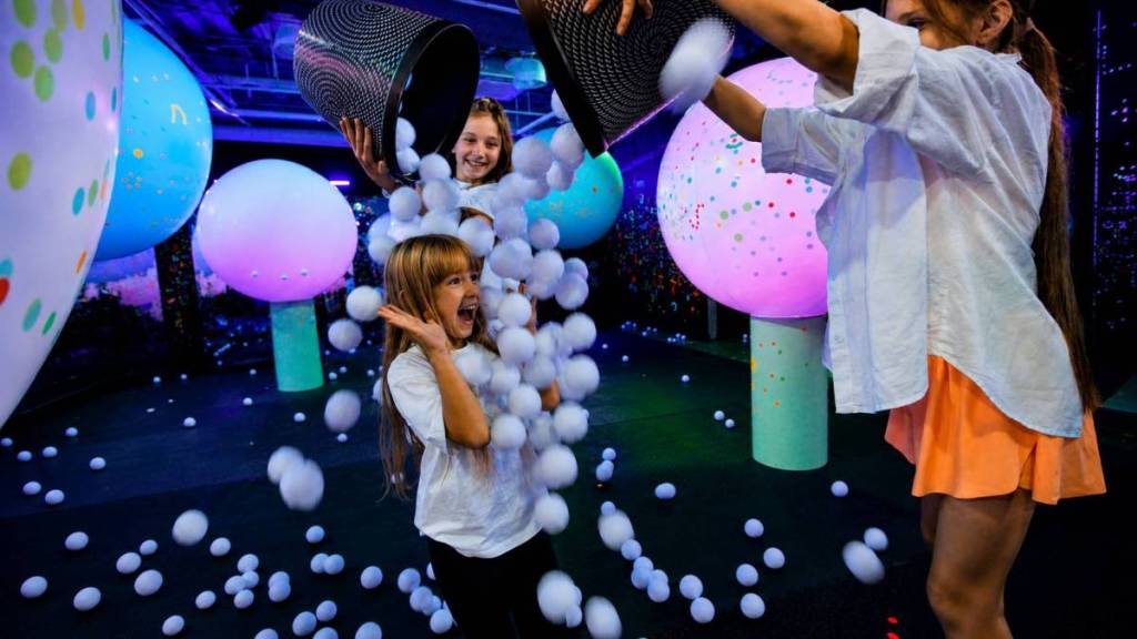  RECESS!! The Experience