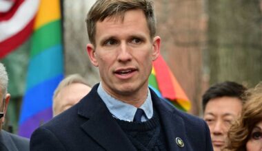 Gay New York State lawmakers propose bill to fully legalize bathhouses again
