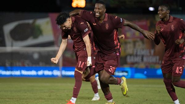 Rodriguez’s Late Winner Lifts Lights Past Brooklyn