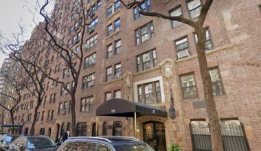 Woman, 54, stabbed in stomach inside Upper East Side apartment building