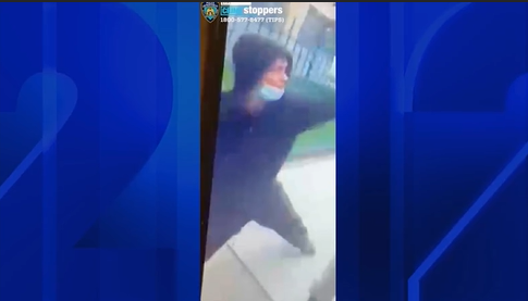 News 12 | Bronx | Teen Violently Robbed Of Cellphone In Kingsbridge Heights
