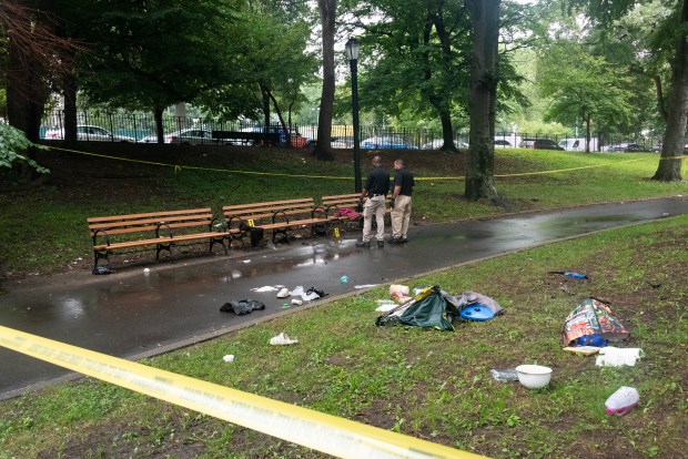 Police investigate a fatal stabbing inside Lincoln Terrace Park in Brooklyn, New York on Tuesday, Aug. 18, 2026. (Gardiner Anderson / New York Daily News)
