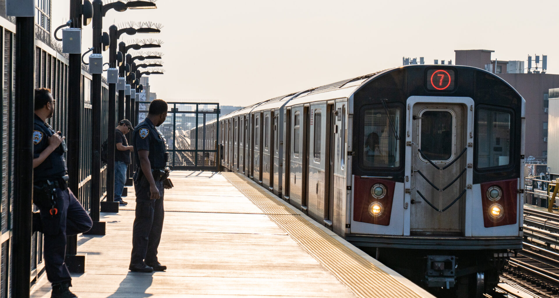 Man, 35, stabbed in gut during fight with five men at Queens subway stop