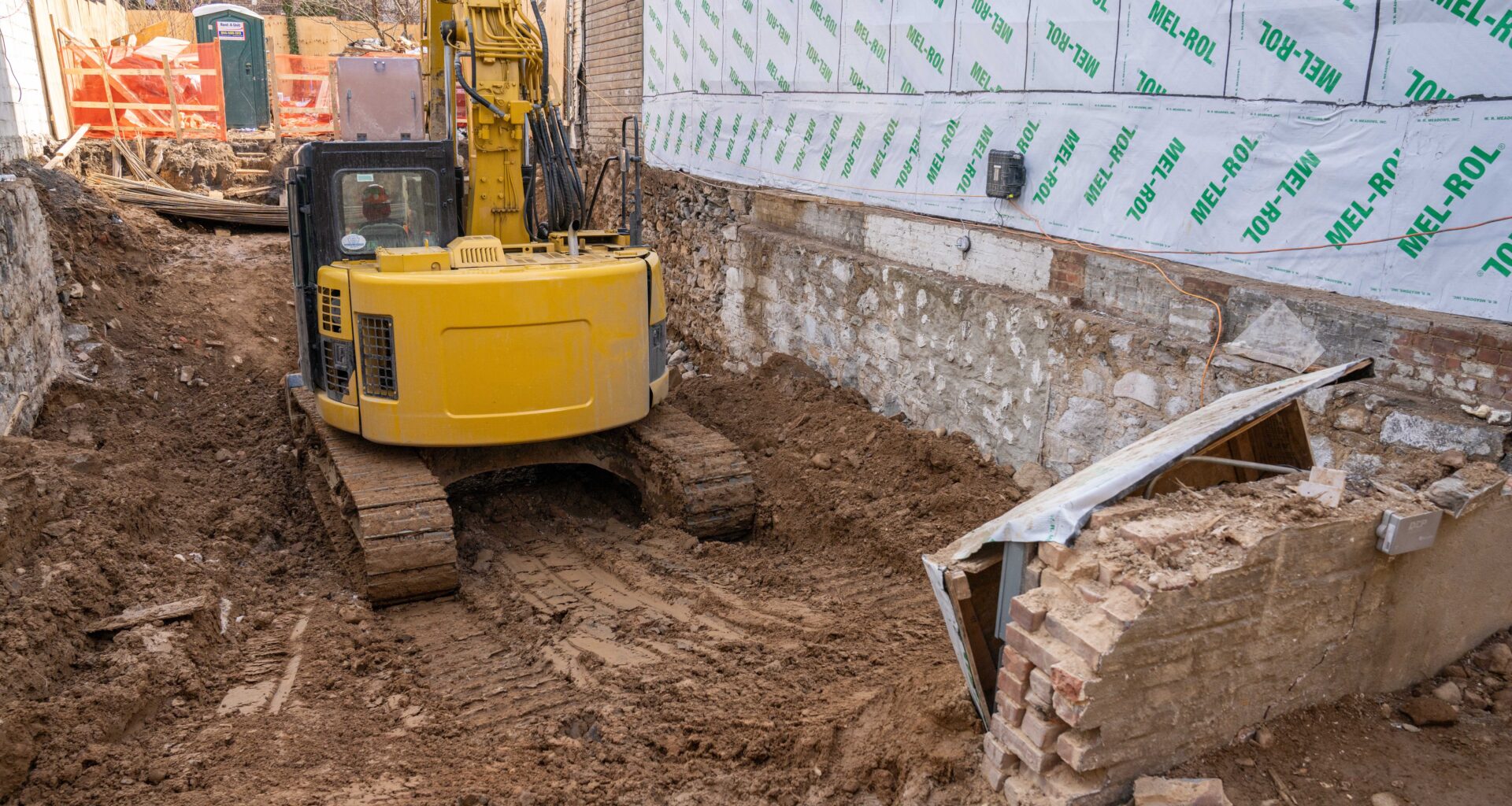 Readers sound off on construction liability, deporting Haitians and Dolly Parton
