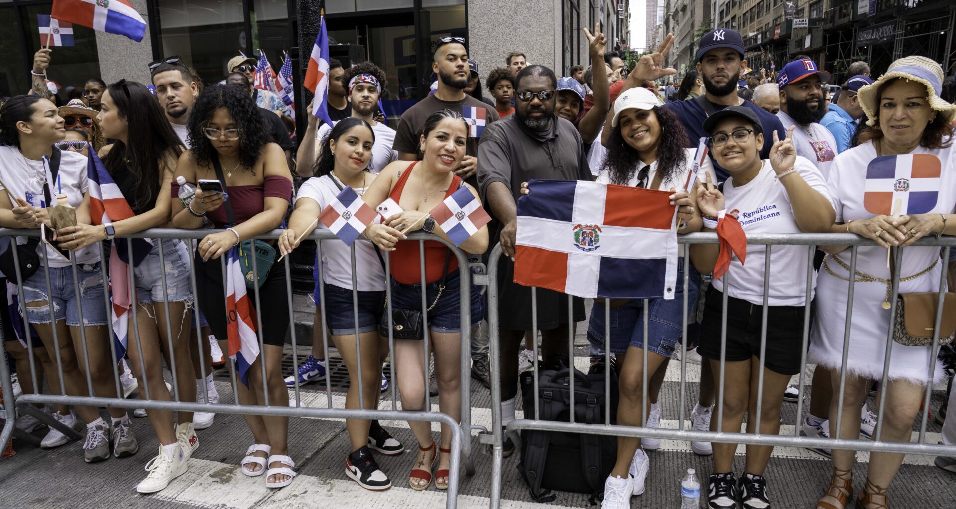 NYPD bulking up security as 400,000 revelers prepare for Sunday's Dominican Day Parade