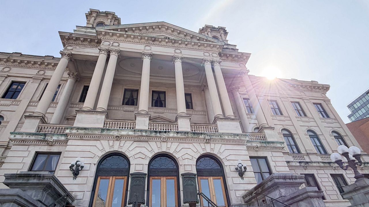 Onondaga County leg building