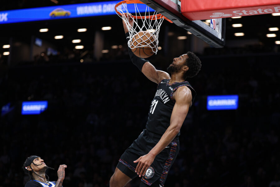 New York Notes: C. Johnson, Randle, Traore, Knicks