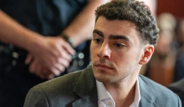 Luigi Mangione’s state murder trial postponed indefinitely amid double jeopardy fight