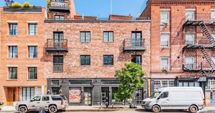235-237 Kent Ave