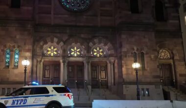 Bronx man violently disrupts Shabbat service at Central Synagogue – NBC New York