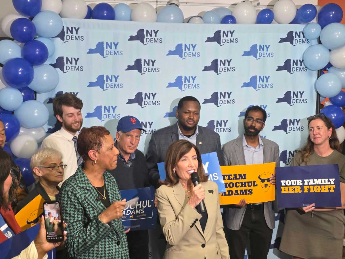Hochul, Adams launch New York Democrats field office in Jamaica ahead of November general election – QNS