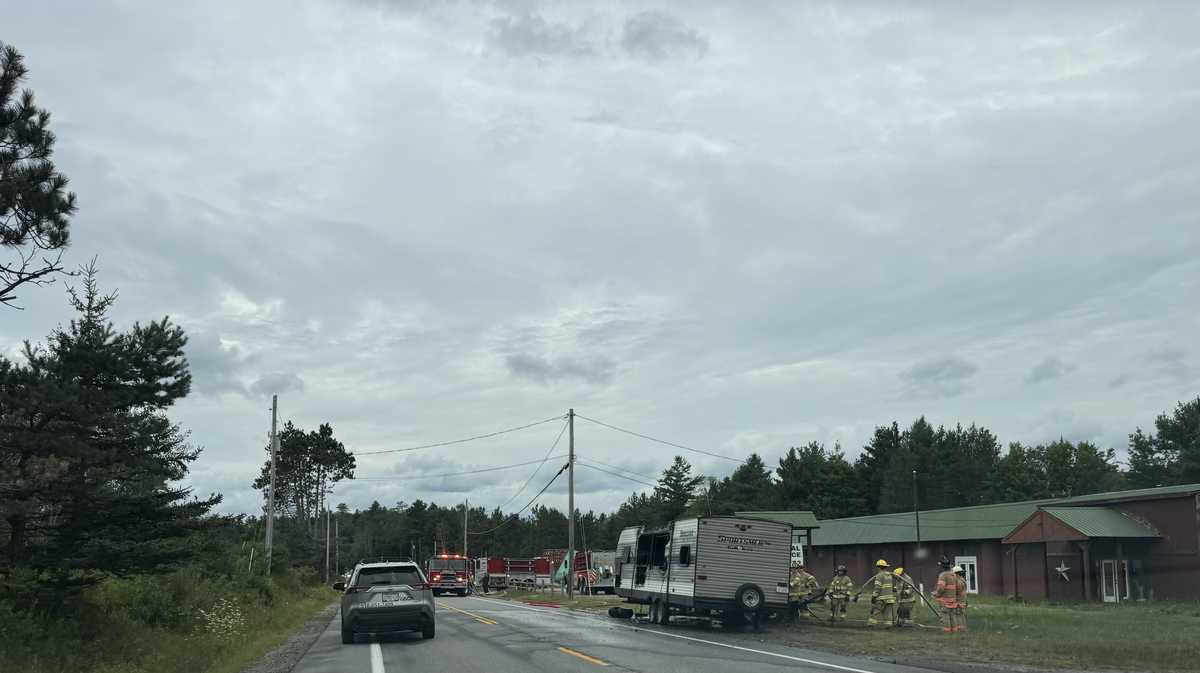Camper fire causes traffic jam in Ray Brook, New York
