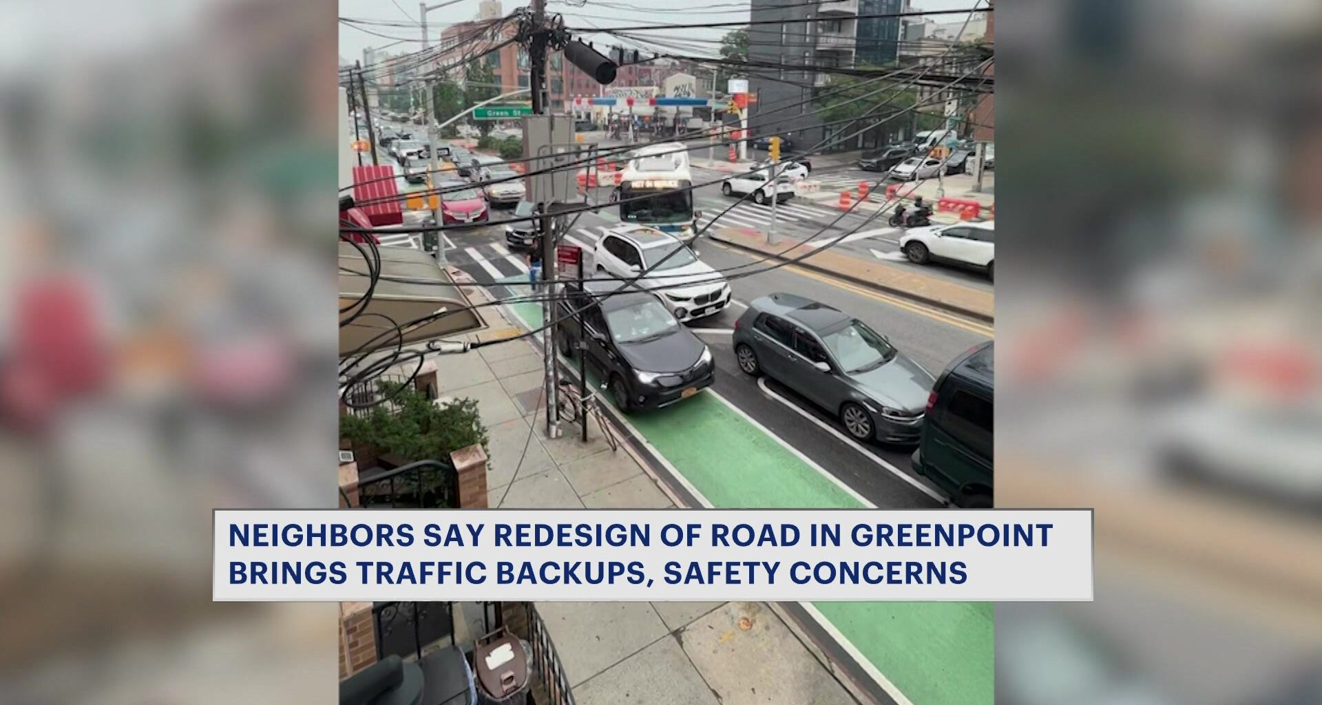News 12 | Brooklyn | Its Become A Nightmare Traffic Chaos Ensues On Mcguinness Boulevard After Lane Redesign