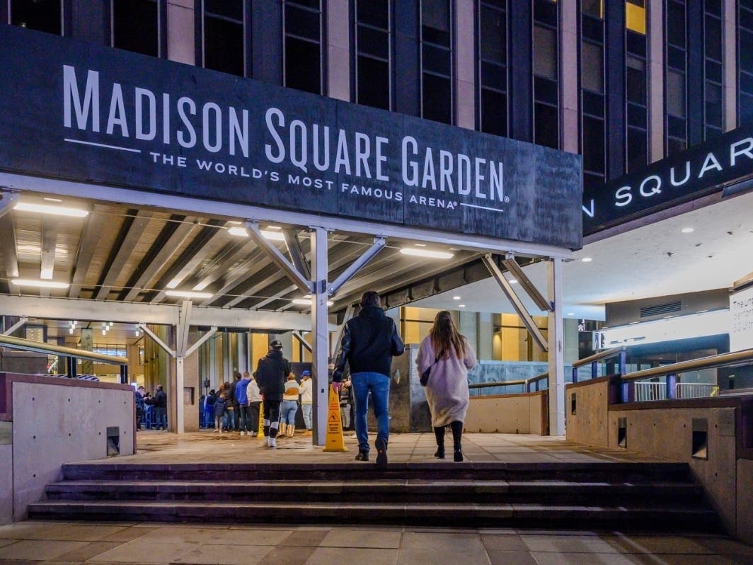 CT Man’s Death In Fall At NYC Concert Ruled An Accident