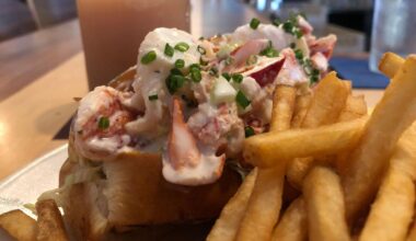 Connecticut vs. Maine Style Lobster Rolls Explained