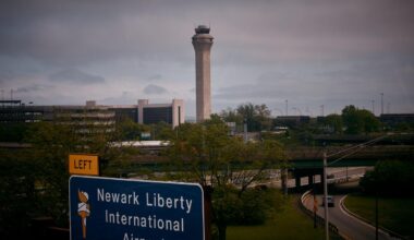 Newark Airport has $2.7B in sizzle — but where's the steak?