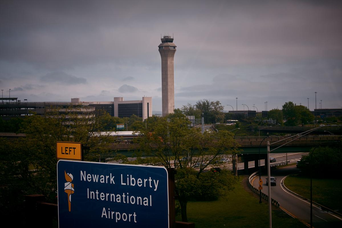 Newark Airport has $2.7B in sizzle — but where's the steak?
