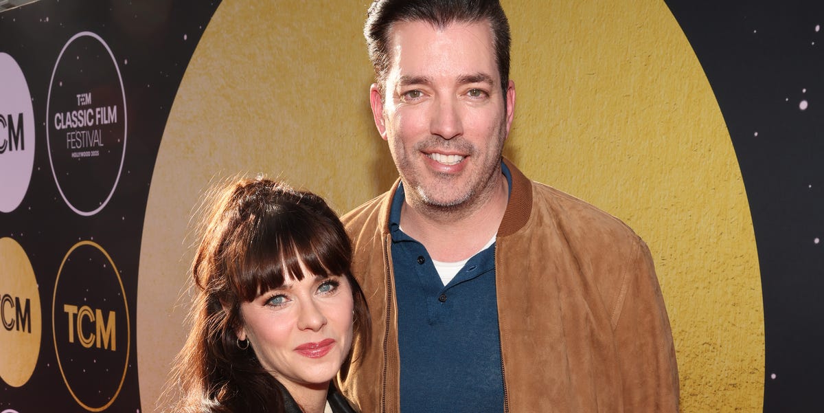 Jonathan Scott and Zooey Deschanel Repeated These Bold Design Details in Each of Their NYC Bathrooms