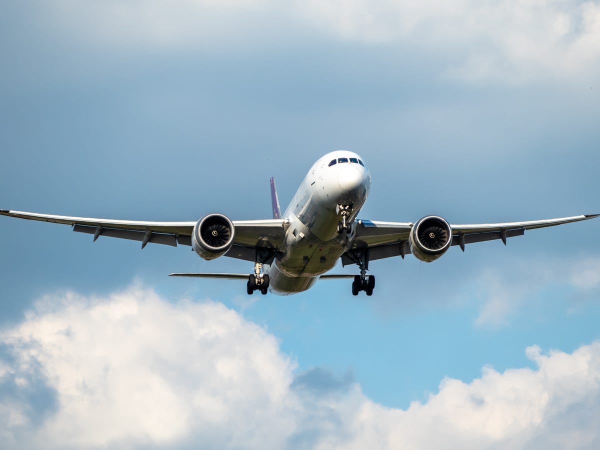 JetBlue Mint Debuts New In-Flight Dining Menus From NYC Restaurants