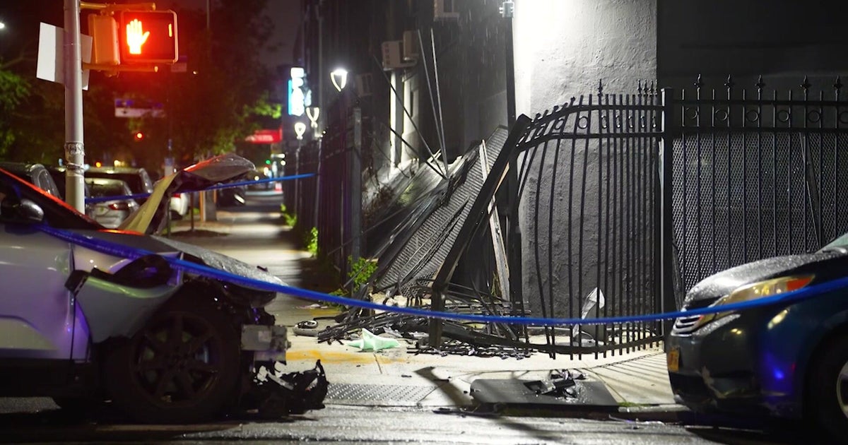 SUV jumps curb, hits woman walking with kids after crash in Bed-Stuy, Brooklyn, police say