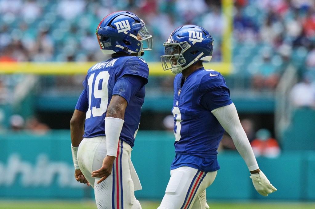 New York Giants quarterback Jameis Winston and wide receiver Odell Beckham Jr. in uniform.