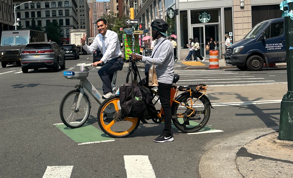 Thursday's Headlines: The Busway Is The Right Way Edition