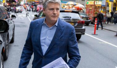 New York Yankees strike $2.6B financing deal With Apollo — what it means for the Steinbrenner family