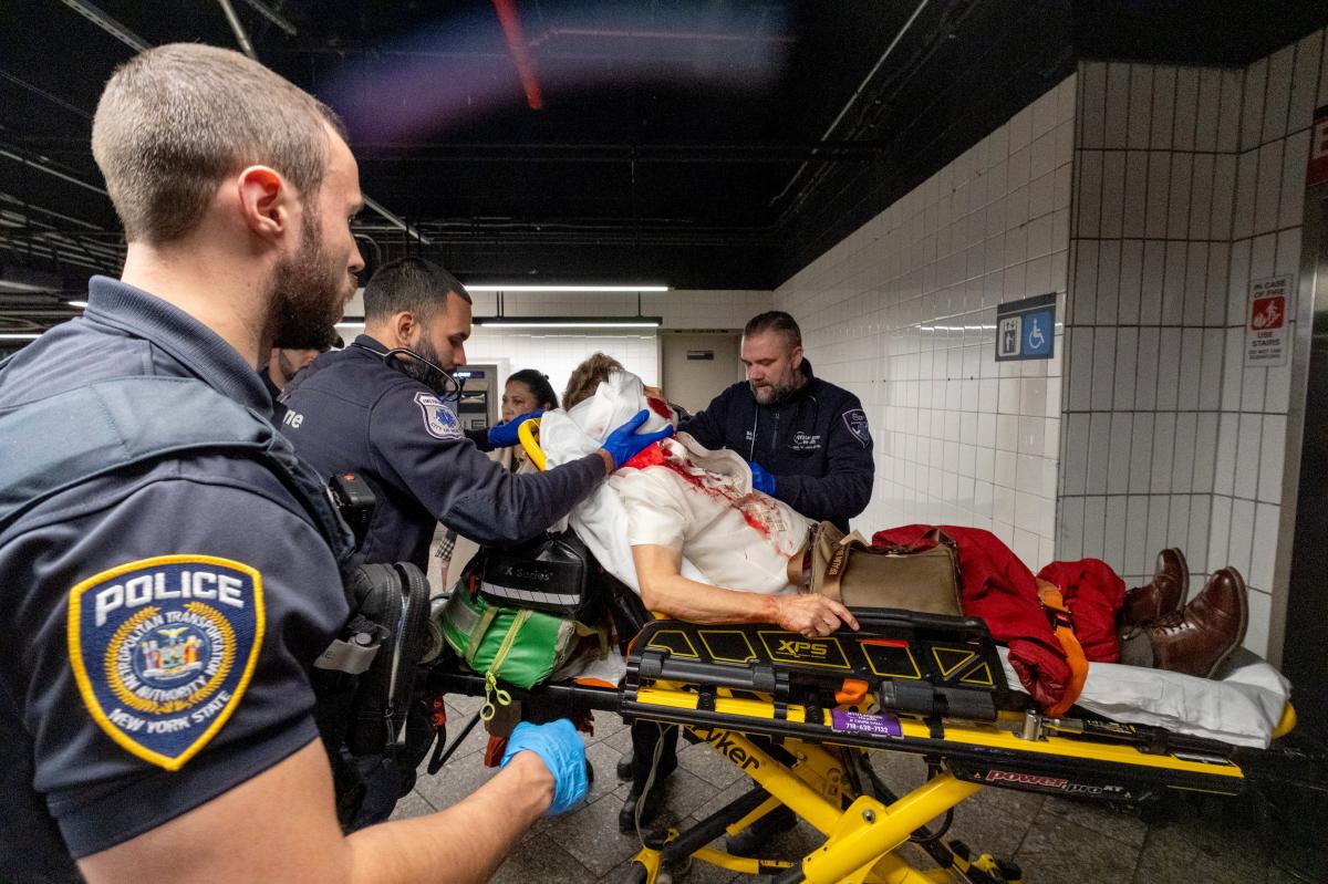 Grand Central slashing vics blame city for failing to keep subways safe