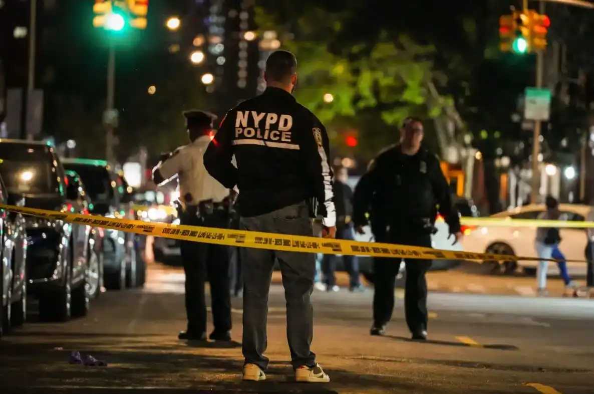 SUV driver strikes and kills woman near LeFrak City in Corona: NYPD – QNS