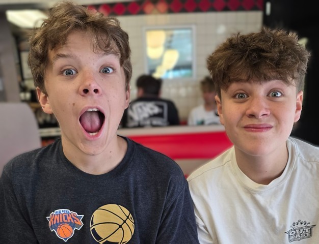 Brooklyn Teenagers Invade Cortez and Bradenton Restaurants